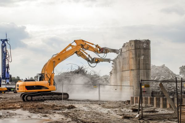Silo Demolition in Chillicothe